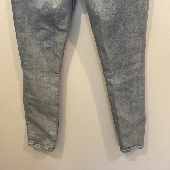 GAP High waisted distressed Jean - Picture 9 of 12